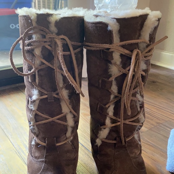 Widely suede boots UGGS size 9 - Picture 5 of 6
